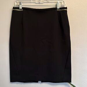 H&M - High Waisted Black Pencil Skirt with Zipper Details - size 10